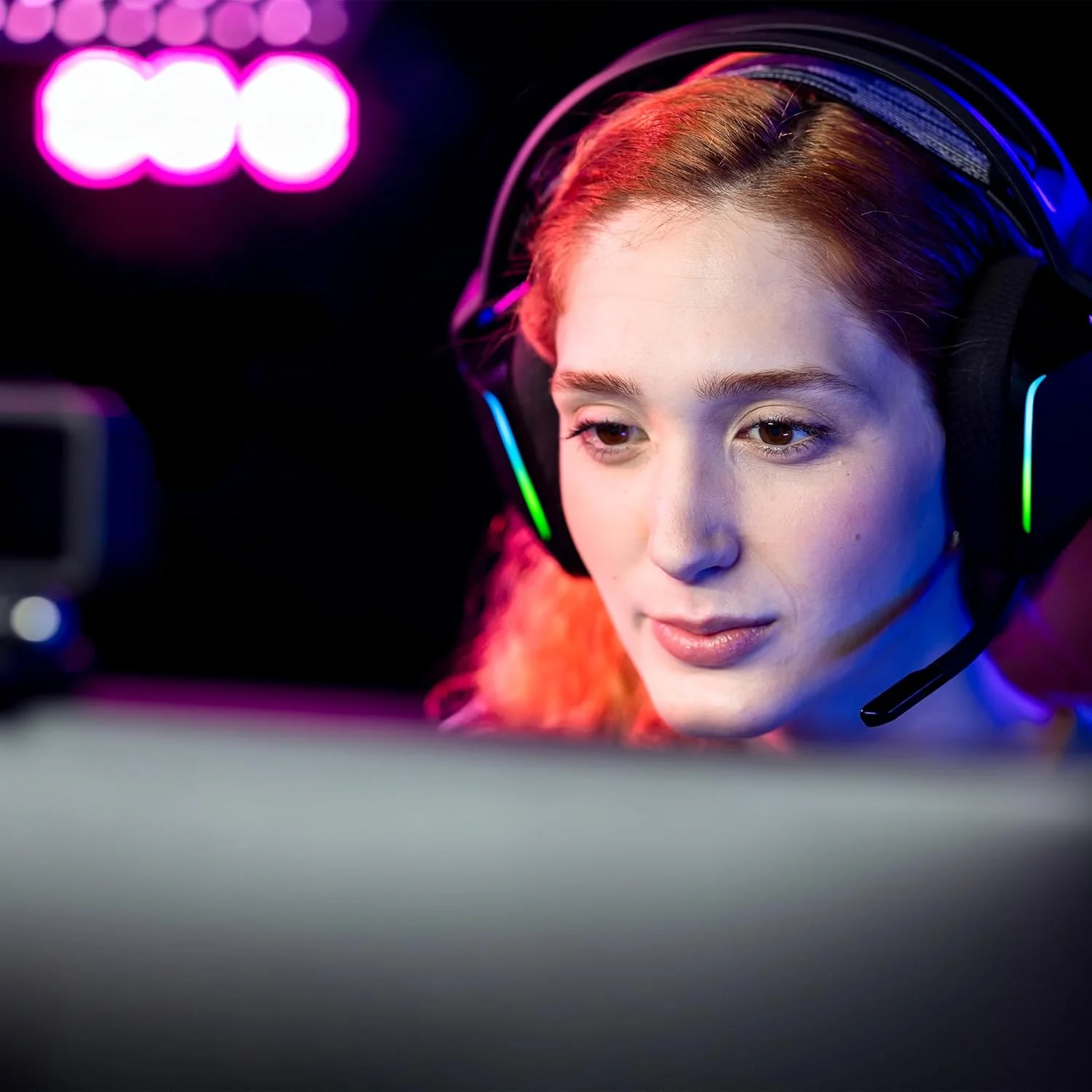 پردازنده دسکتاپ اینتل Core Ultra 5 مدل 245K - 14 هسته (6 هسته P + 8 هسته E) تا 5.2 گیگاهرتز