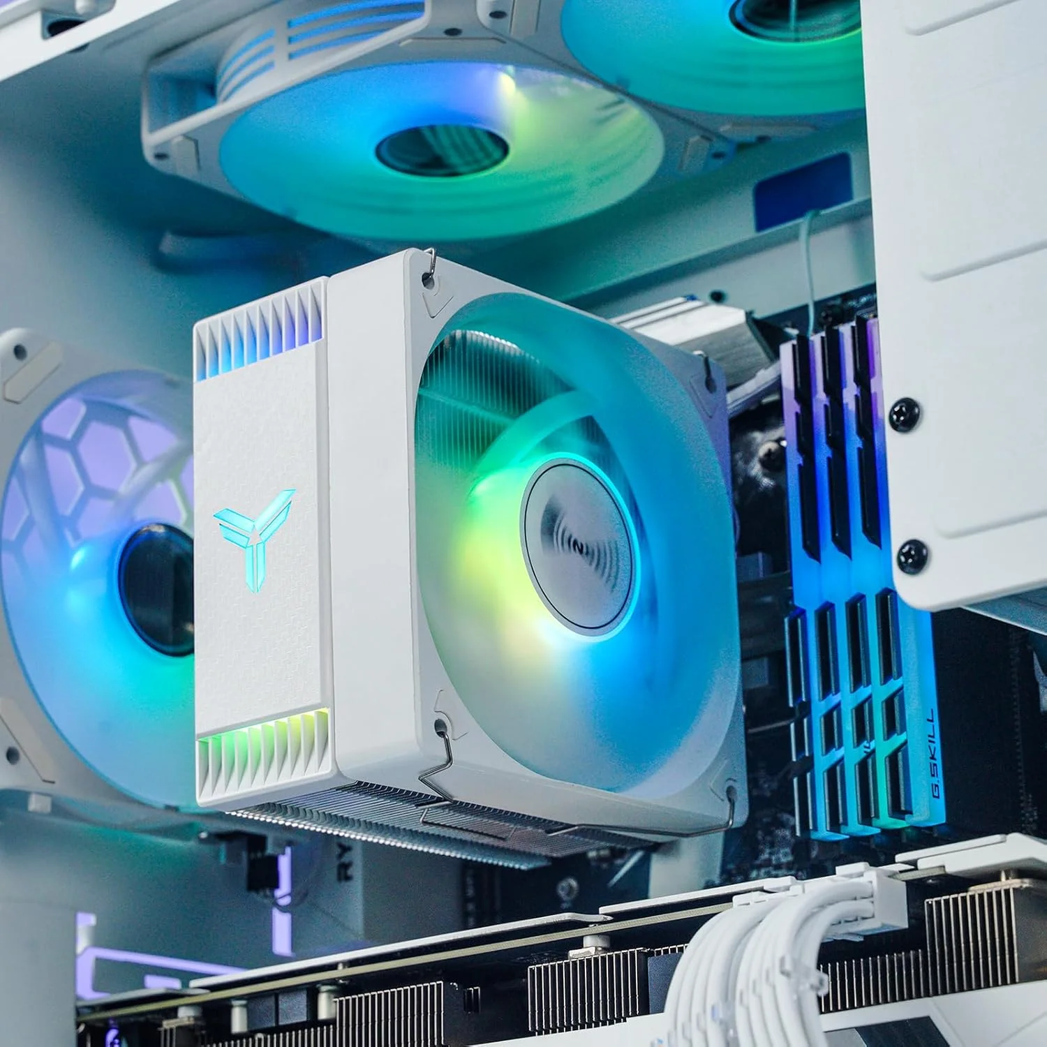 خنک کننده پردازنده JONSBO CR1000 EVO رنگ سفید، خنک کننده بادی پردازنده سری Silent، فن پردازنده، نور RGB اتوماتیک (4 پین، ارتفاع 154 میلی متر، 4 لوله حرارتی مسی AM4/AM5/Intel LGA1851/1700، PWM 120 میلی متری، پوشش بالایی RGB، سفید