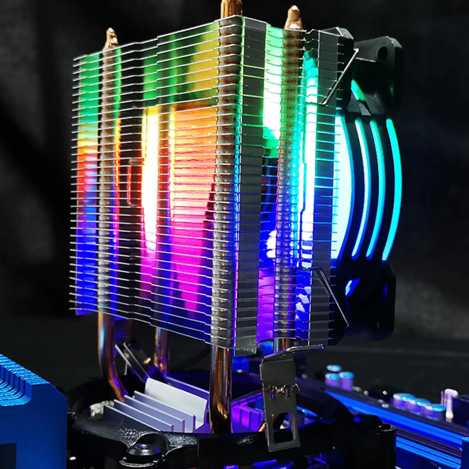 خنک کننده پردازنده XUMIUZIY AM4، خنک کننده بادی پردازنده 90 میلی متری برای LGA115X 1366 775 1200 2011 برای پردازنده های AM4 AM3+ AM3 FM2+ FM1، فن خنک کننده با نورپردازی RGB و سرعت 1800PRM و 2 لوله حرارتی مسی خنک کننده پردازنده XUMIUZIY AM4، خنک کننده بادی پردازنده 90 میلی متری برای LGA115X 1366 775 1200 2011 برای پردازنده های AM4 AM3+ AM3 FM2+ FM1، فن خنک کننده با نورپردازی RGB و سرعت 1800PRM و 2 لوله حرارتی مسی