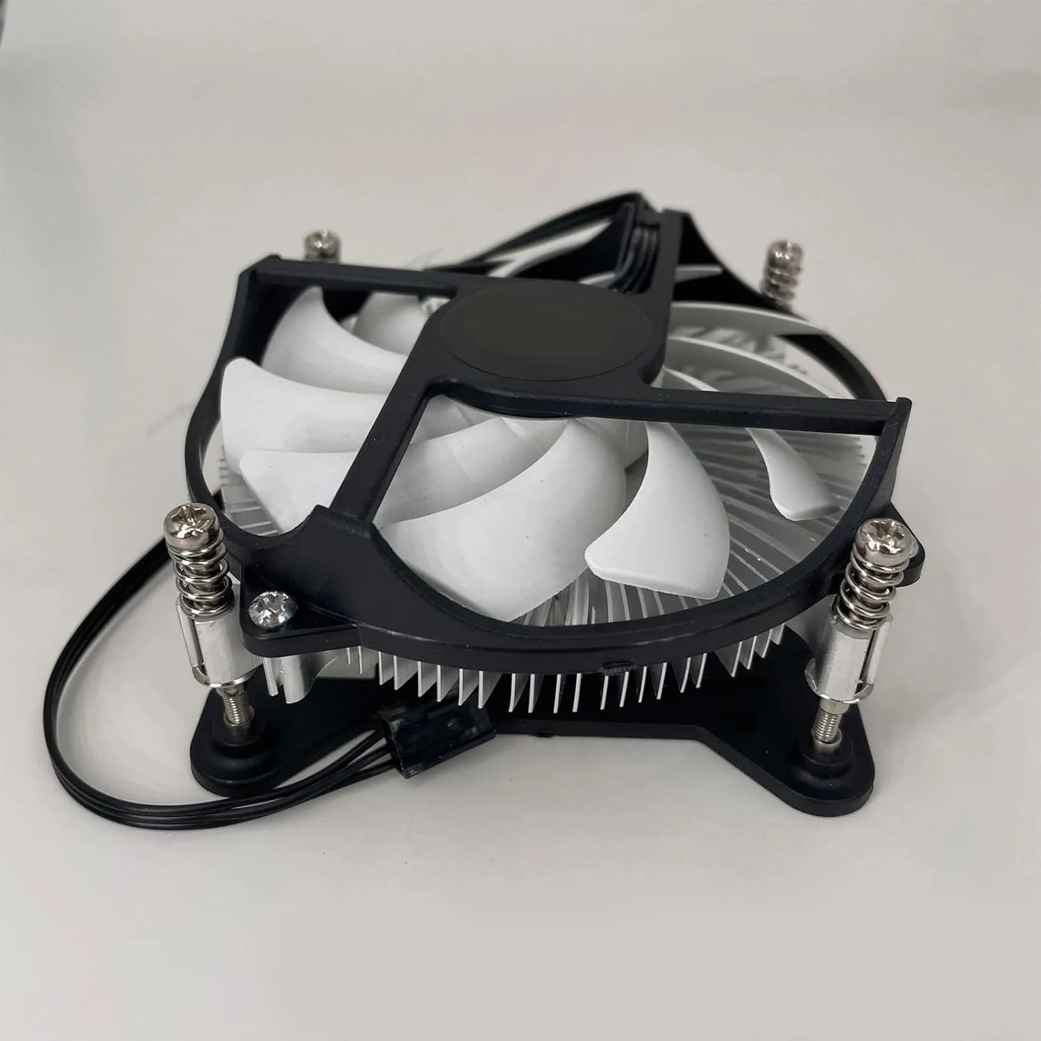 فن خنک کننده پردازنده فوق العاده نازک 3 پین برای رادیاتورهای پردازنده 1155 و 1150، فن بلبرینگ هیدرولیک 90 میلی متری