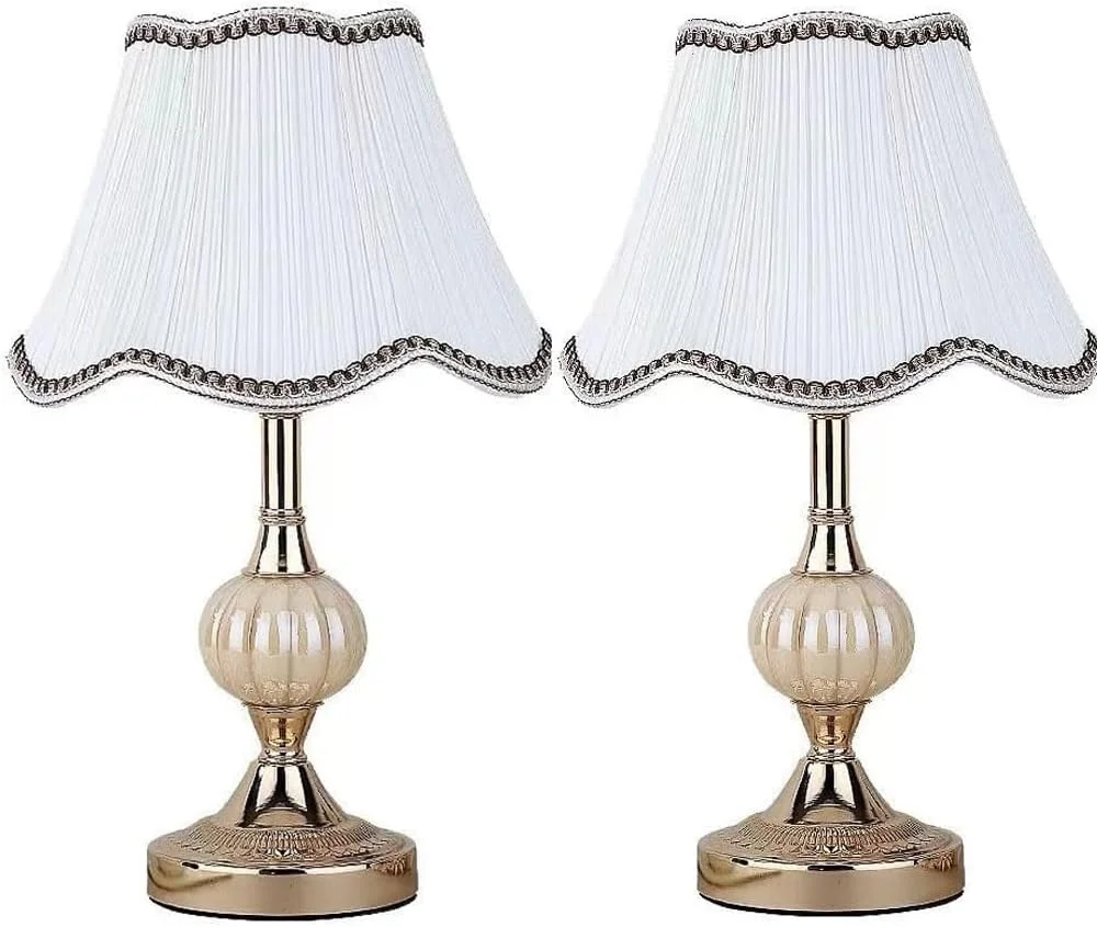 ست 2 عددی چراغ رومیزی SHENGYI، چراغ خواب مدرن با پایه فلزی، آباژور پارچه ای، چراغ خواب ساده اروپایی وینتیج برای اتاق خواب، اتاق نشیمن، کار و مطالعه ست 2 عددی چراغ رومیزی SHENGYI، چراغ خواب مدرن با پایه فلزی، آباژور پارچه ای، چراغ خواب ساده اروپایی وینتیج برای اتاق خواب، اتاق نشیمن، کار و مطالعه