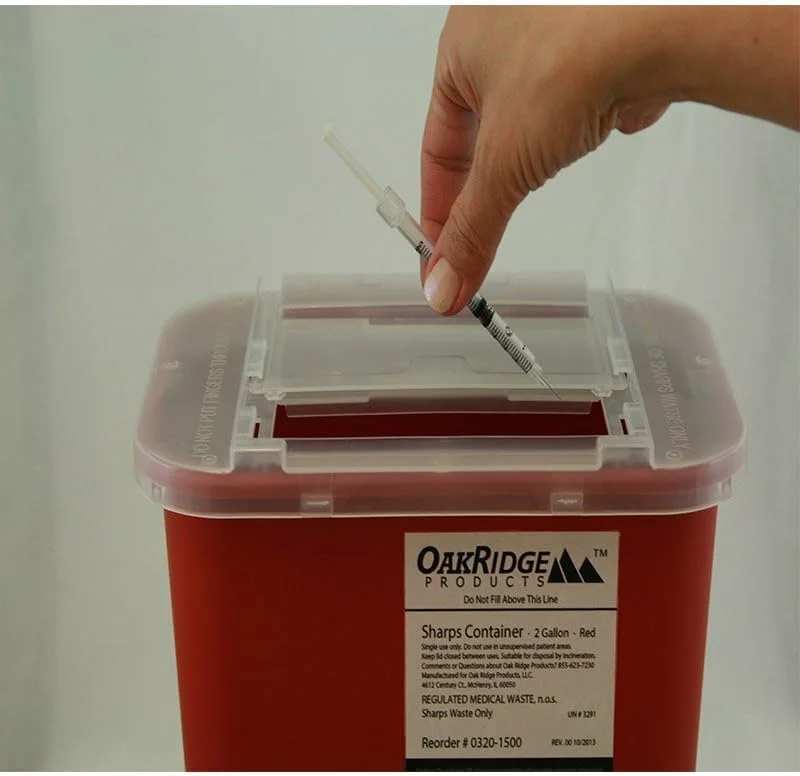 ظرف جمع آوری اشیاء تیز و برنده OakRidge Products، سایز 2 گالن، قرمز متوسط ظرف جمع آوری اشیاء تیز و برنده OakRidge Products، سایز 2 گالن، قرمز متوسط
