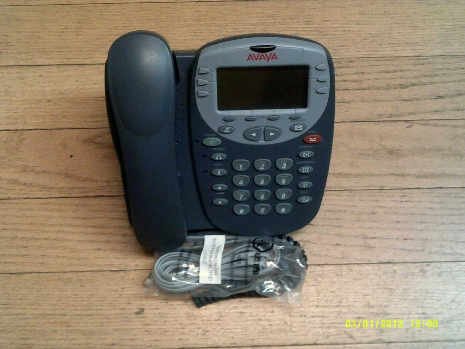 تلفن دیجیتال آوایا مدل IP Office 5410