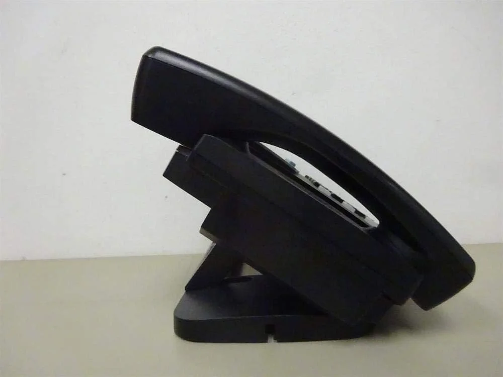 تلفن تحت شبکه ۲ خطی Digium D40 با کیفیت صدای HD و صفحه نمایش دارای نور پس زمینه تلفن تحت شبکه ۲ خطی Digium D40 با کیفیت صدای HD و صفحه نمایش دارای نور پس زمینه