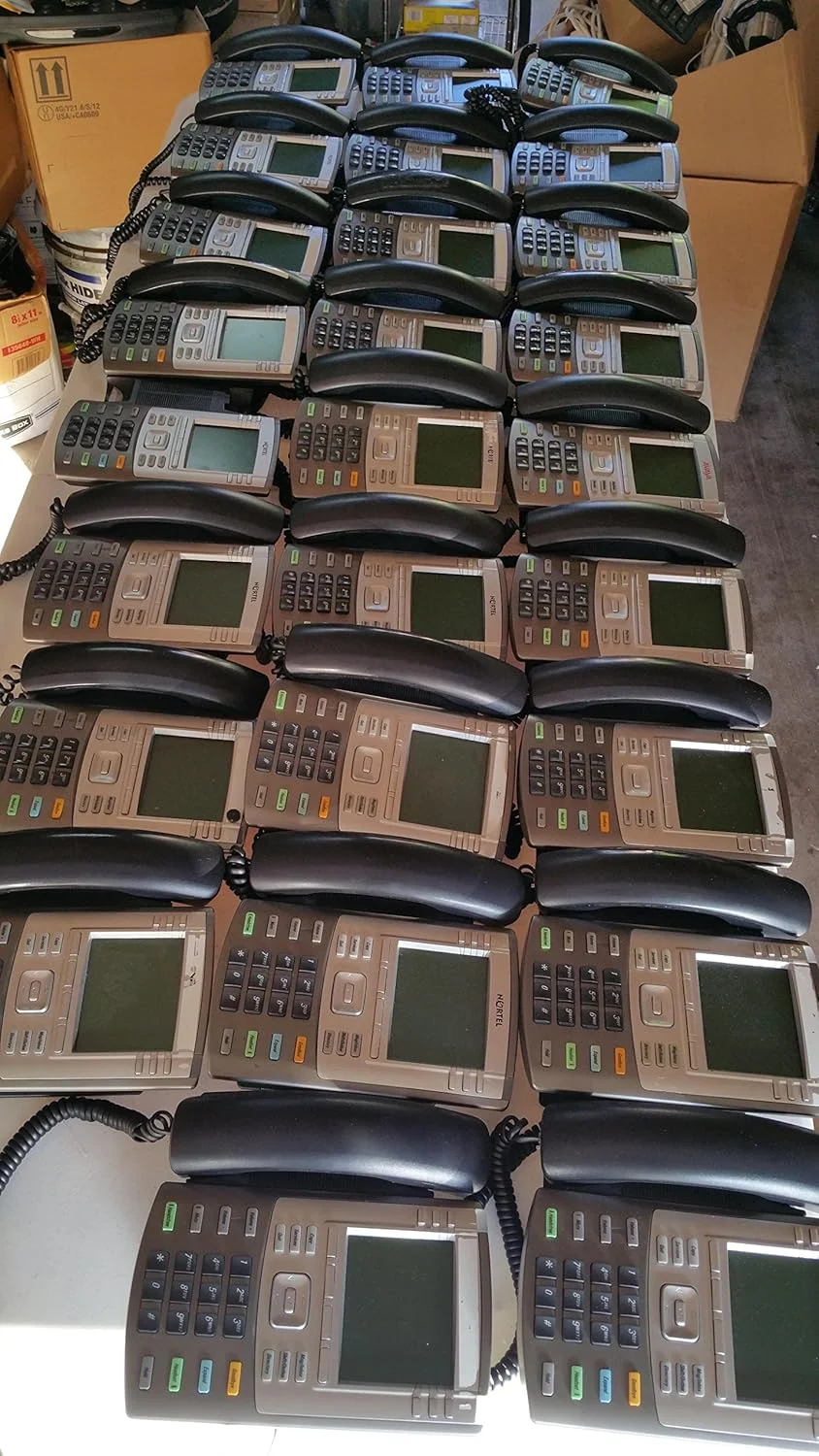 تلفن تحت شبکه نورتل مدل 1140E به همراه دکمه های آیکون دار - بدون منبع تغذیه - رنگ گرافیت