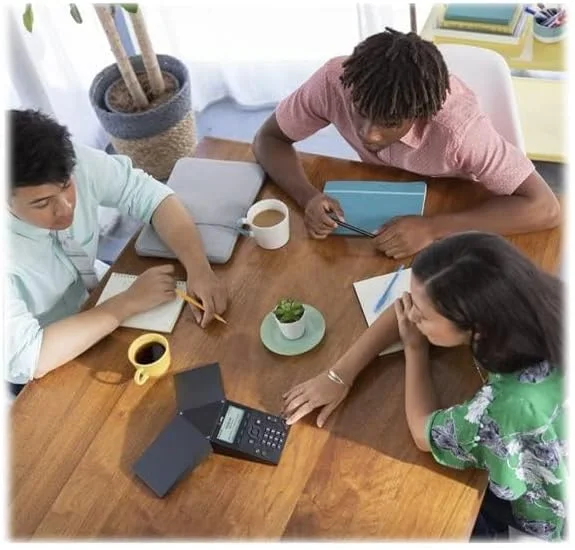 ایستگاه کنفرانس تلفنی پلی‌کام پلی تریو 8300 IP - باسیم/بی‌سیم - بلوتوث، وای‌فای - مشکی - سازگار با TAA