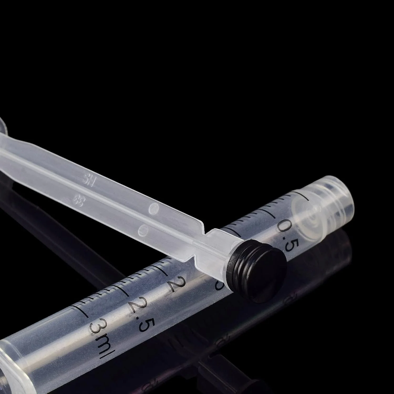 سرنگ های یکبار مصرف 3 میلی لیتری با سوزن 23Ga 1 اینچی برای مصارف صنعتی و آزمایشگاهی، بسته بندی جداگانه، بسته 20 عددی