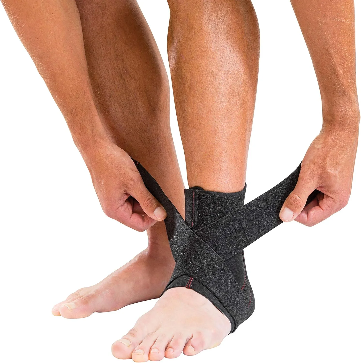 تثبیت کننده مچ پا قابل تنظیم MUELLER Sports Medicine، پشتیبانی مچ پا برای مچ پای رگ به رگ شده، کشیده شده راست یا چپ، مردان و زنان، مشکی، سایز مناسب برای اکثر افراد