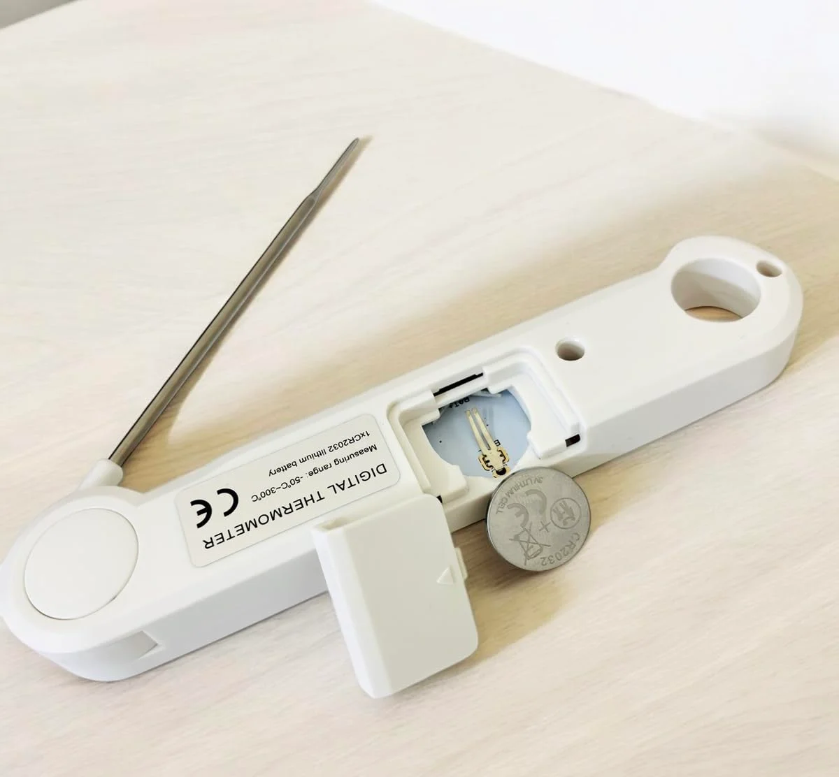 دماسنج غذا تاشو سفید 1 عددی LUCKY STARZZZ به همراه باتری، دماسنج دیجیتال گوشت با نمایشگر آبی LSDT11 با قابلیت خوانش فوری (سفید LSDT11BW - 1 عدد) دماسنج غذا تاشو سفید 1 عددی LUCKY STARZZZ به همراه باتری، دماسنج دیجیتال گوشت با نمایشگر آبی LSDT11 با قابلیت خوانش فوری (سفید LSDT11BW - 1 عدد)