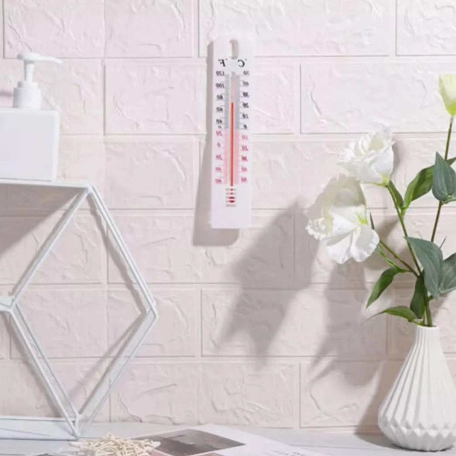 دماسنج داخلی/خارجی با قابلیت خواندن آسان، دماسنج دیواری (سفید) دماسنج داخلی/خارجی با قابلیت خواندن آسان، دماسنج دیواری (سفید)