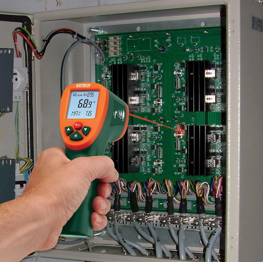 دماسنج مادون قرمز Extech IR270 با هشدار رنگی دماسنج مادون قرمز Extech IR270 با هشدار رنگی