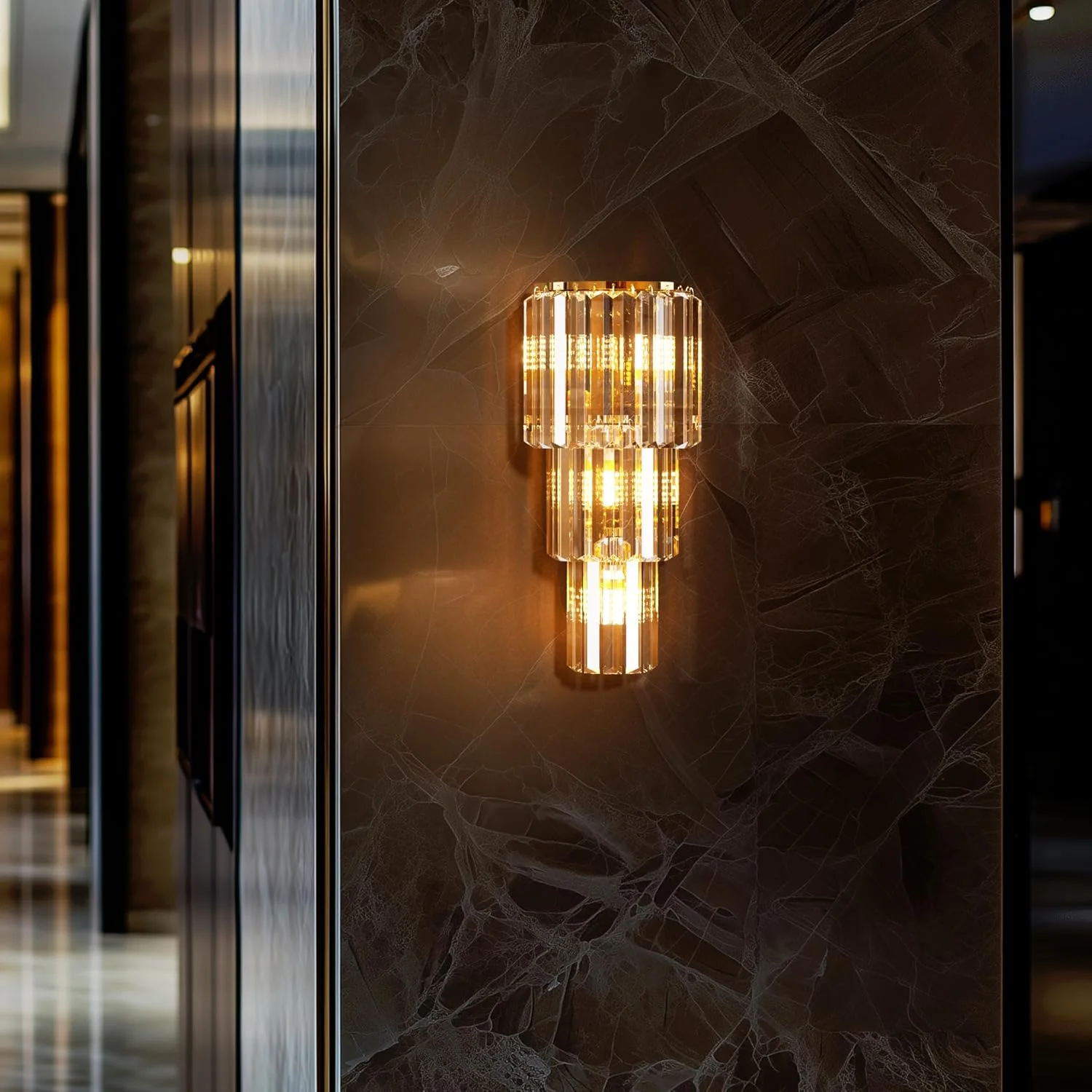 چراغ دیواری کریستالی Wisfor لوکس: چراغ دیواری 3 لایه 20x50 سانتی متر، چراغ مدرن با 3 عدد لامپ E14 برای ایوان، راهرو، بار، رستوران ها، پاسیو، دکوراسیون منزل چراغ دیواری کریستالی Wisfor لوکس: چراغ دیواری 3 لایه 20x50 سانتی متر، چراغ مدرن با 3 عدد لامپ E14 برای ایوان، راهرو، بار، رستوران ها، پاسیو، دکوراسیون منزل