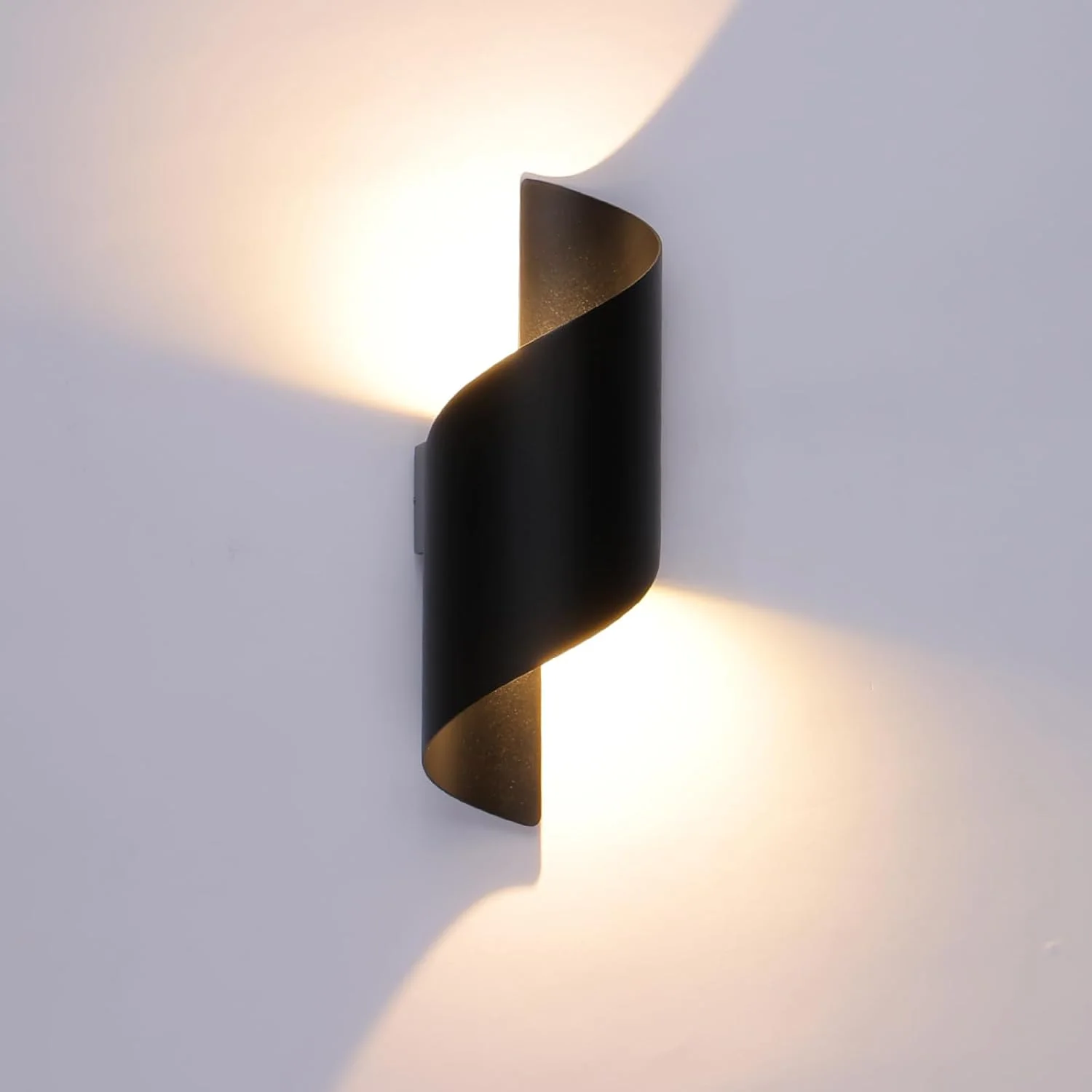 چراغ دیواری LED بیرونی، چراغ ایوان آلومینیومی مدرن مشکی، چراغ های ضد آب رو به بالا و پایین، چراغ دیواری حیاط با نور سفید گرم 3200K برای ایوان و گاراژ بیرونی چراغ دیواری LED بیرونی، چراغ ایوان آلومینیومی مدرن مشکی، چراغ های ضد آب رو به بالا و پایین، چراغ دیواری حیاط با نور سفید گرم 3200K برای ایوان و گاراژ بیرونی