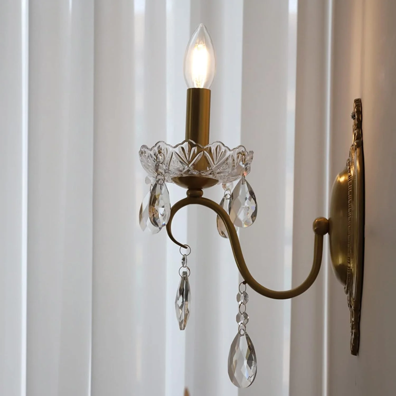 چراغ دیواری داخلی SUNESA، چراغ دیواری کریستالی وینتیج، چراغ دیواری مسی برای کنار تخت اتاق خواب، راهرو، راه پله چراغ دیواری داخلی SUNESA، چراغ دیواری کریستالی وینتیج، چراغ دیواری مسی برای کنار تخت اتاق خواب، راهرو، راه پله