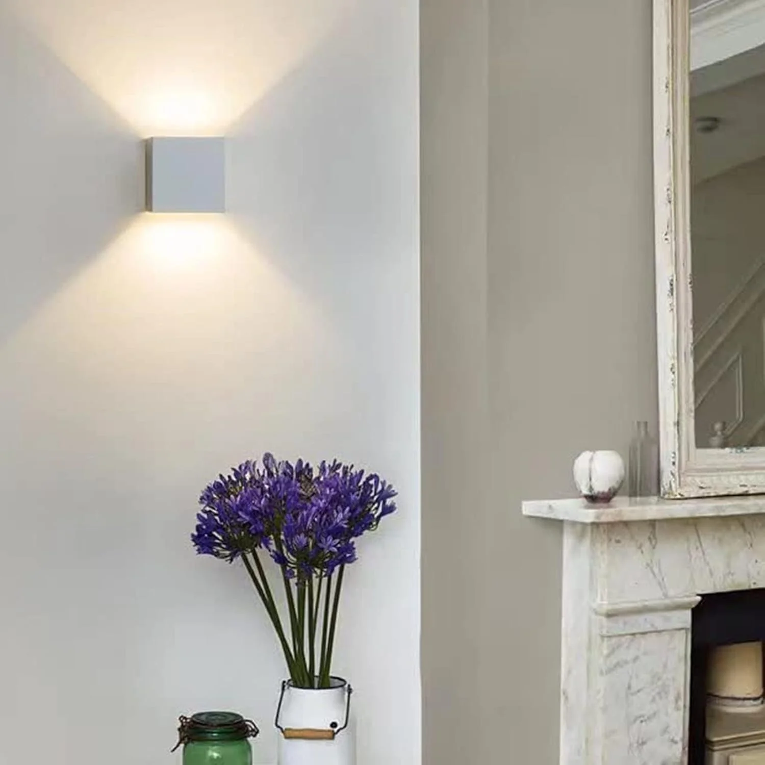 چراغ دیواری بالا و پایین LED برای اتاق نشیمن، چراغ دیواری بیرونی 12 وات IP65 3000k سفید، چراغ دیواری مربعی با پرتو قابل تنظیم، برای اتاق نشیمن، اتاق خواب، راهرو، (سفید) چراغ دیواری بالا و پایین LED برای اتاق نشیمن، چراغ دیواری بیرونی 12 وات IP65 3000k سفید، چراغ دیواری مربعی با پرتو قابل تنظیم، برای اتاق نشیمن، اتاق خواب، راهرو، (سفید)