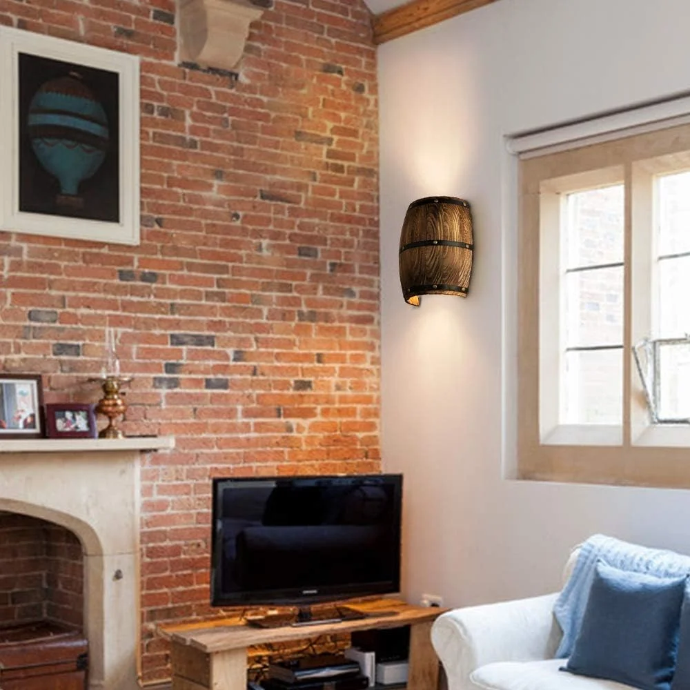 چراغ دیواری بشکه چوبی آنتیک Newrays با 2 خروجی، چراغ های دیواری داخلی بالا و پایین برای قسمت بار با تم استیم پانک