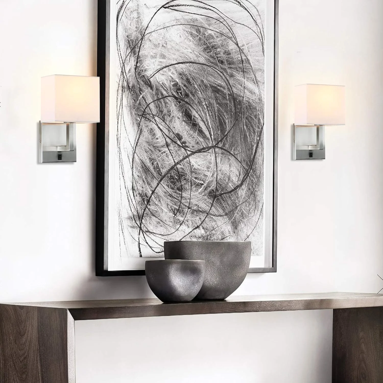 چراغ دیواری مدرن Permo، ست 2 عددی چراغ دیواری با کلاهک پارچه ای سفید مربعی و کلید روشن/خاموش برای اتاق خواب، کنار تخت، مطالعه، اتاق نشیمن، هتل