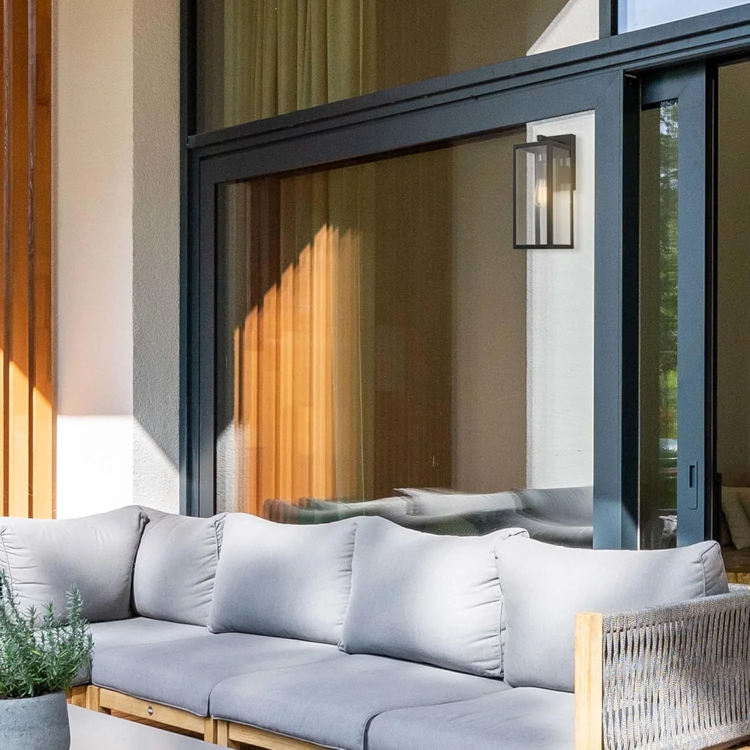 چراغ دیواری بیرونی 40 سانتی متری Globe Electric 44176 Bowery، مشکی مات، شیشه شفاف، مقاوم در برابر آب و هوا، چراغ ایوان، چراغ های دیوارکوب، چراغ برای خانه چراغ دیواری بیرونی 40 سانتی متری Globe Electric 44176 Bowery، مشکی مات، شیشه شفاف، مقاوم در برابر آب و هوا، چراغ ایوان، چراغ های دیوارکوب، چراغ برای خانه