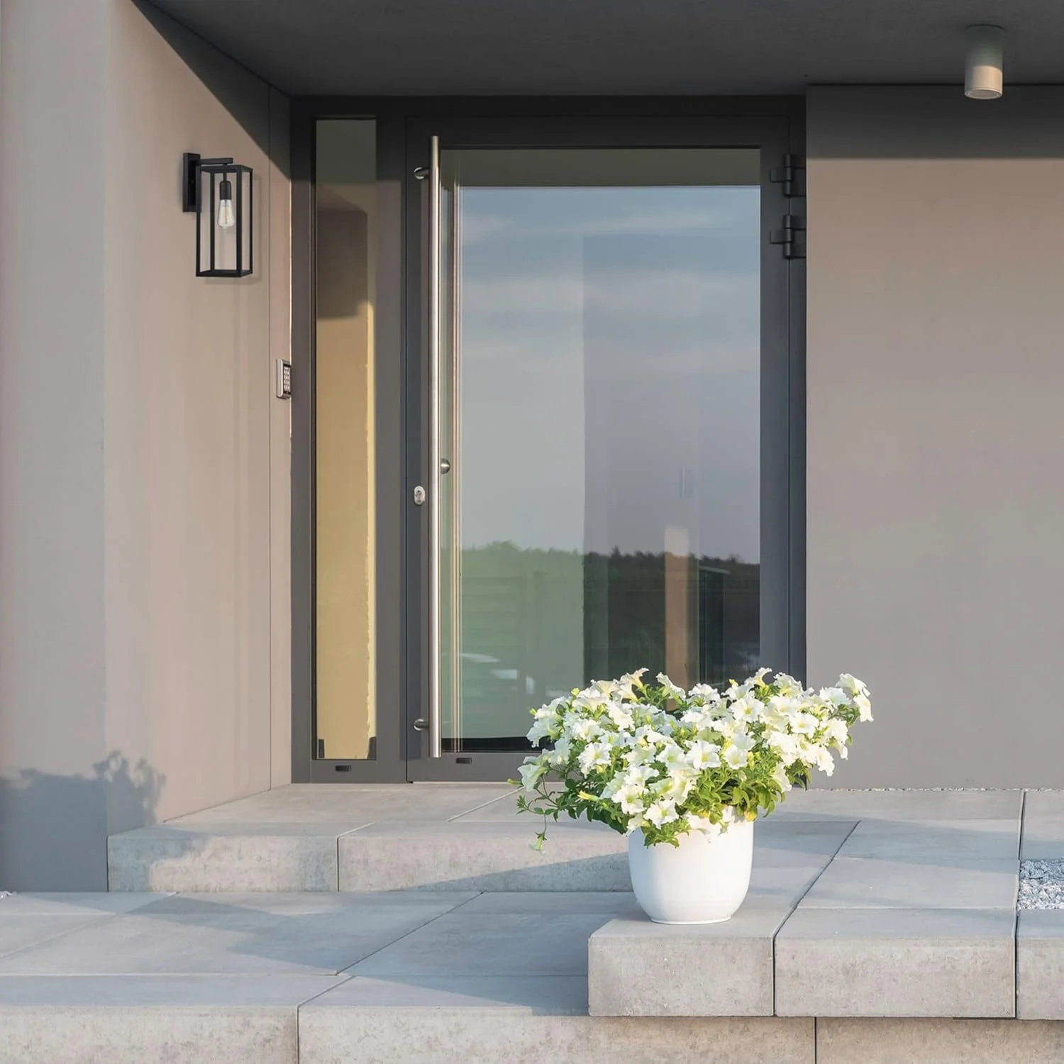 چراغ دیواری بیرونی 40 سانتی متری Globe Electric 44176 Bowery، مشکی مات، شیشه شفاف، مقاوم در برابر آب و هوا، چراغ ایوان، چراغ های دیوارکوب، چراغ برای خانه چراغ دیواری بیرونی 40 سانتی متری Globe Electric 44176 Bowery، مشکی مات، شیشه شفاف، مقاوم در برابر آب و هوا، چراغ ایوان، چراغ های دیوارکوب، چراغ برای خانه