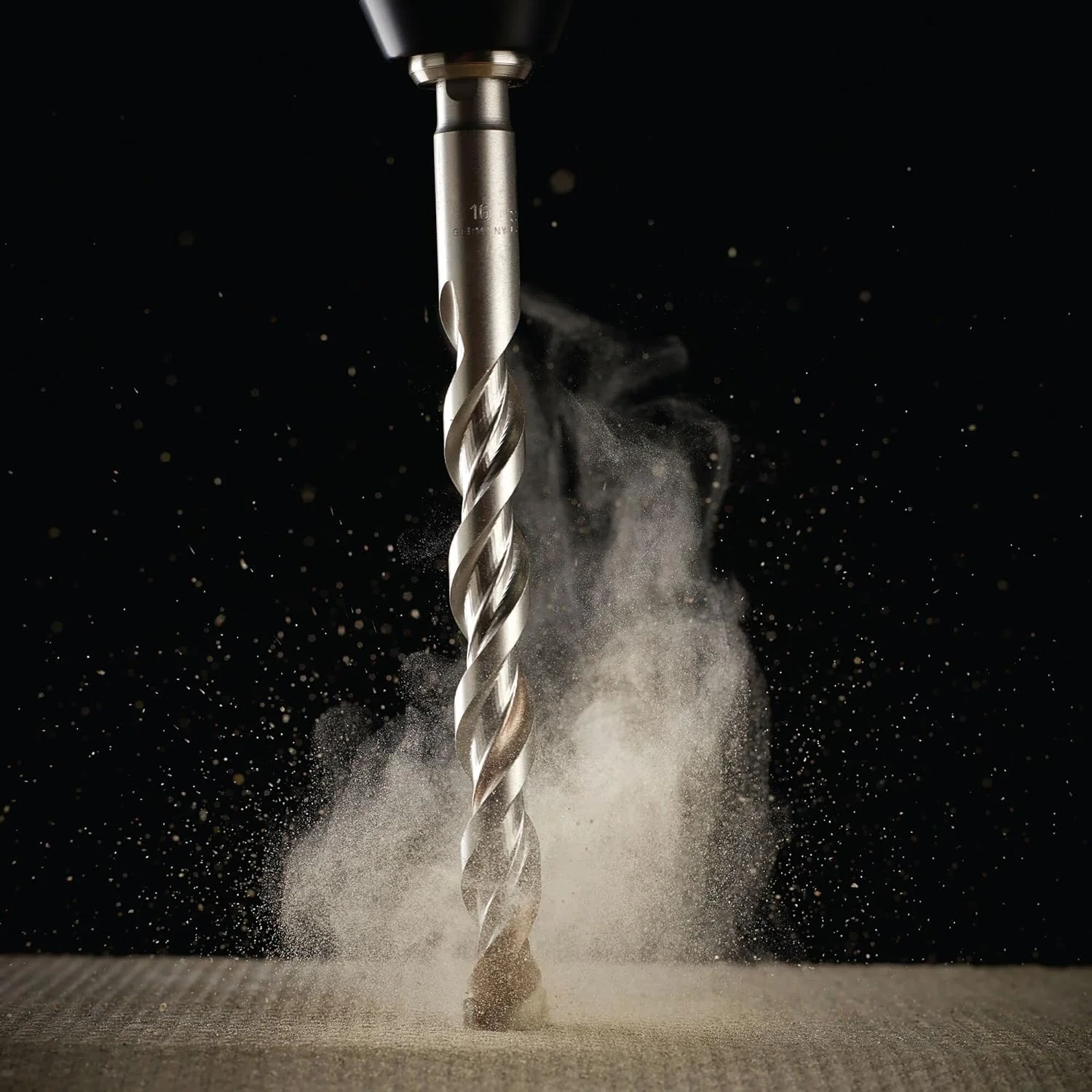 مته الماسه اکستریم دیوالت DT6690QZ سایز 14x150 میلی متر مته الماسه اکستریم دیوالت DT6690QZ سایز 14x150 میلی متر