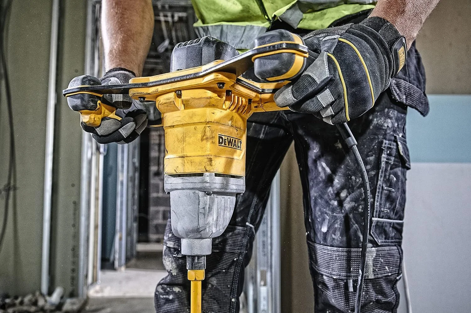 میکسر دو دسته 1800 وات DeWalt، زرد/مشکی، DWD241-GB