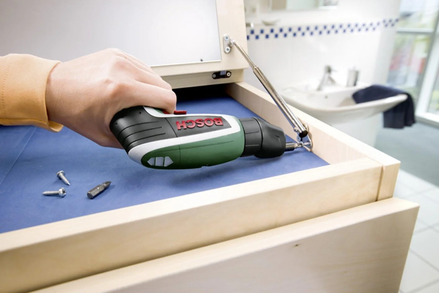 آداپتور زاویه دار جانبی بوش (برای IXO 3 و IXO 4، لوازم جانبی دریل پیچ گوشتی)، مشکی