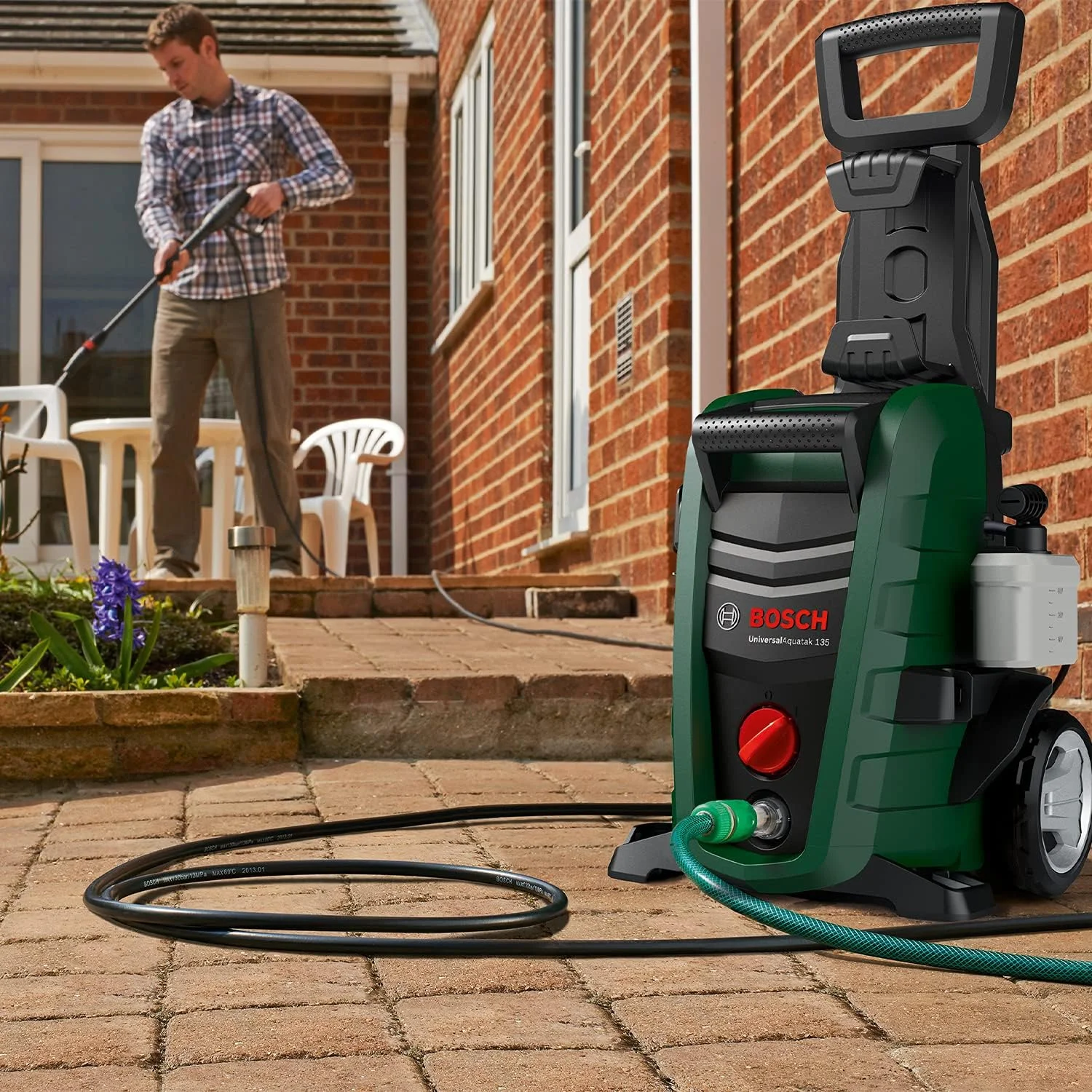 شیلنگ فشار قوی بوش مناسب خانه و باغ - (6 متری) لوازم جانبی واترجت فشار قوی Aquatak مدل F016800360 مشکی شیلنگ فشار قوی بوش مناسب خانه و باغ - (6 متری) لوازم جانبی واترجت فشار قوی Aquatak مدل F016800360 مشکی