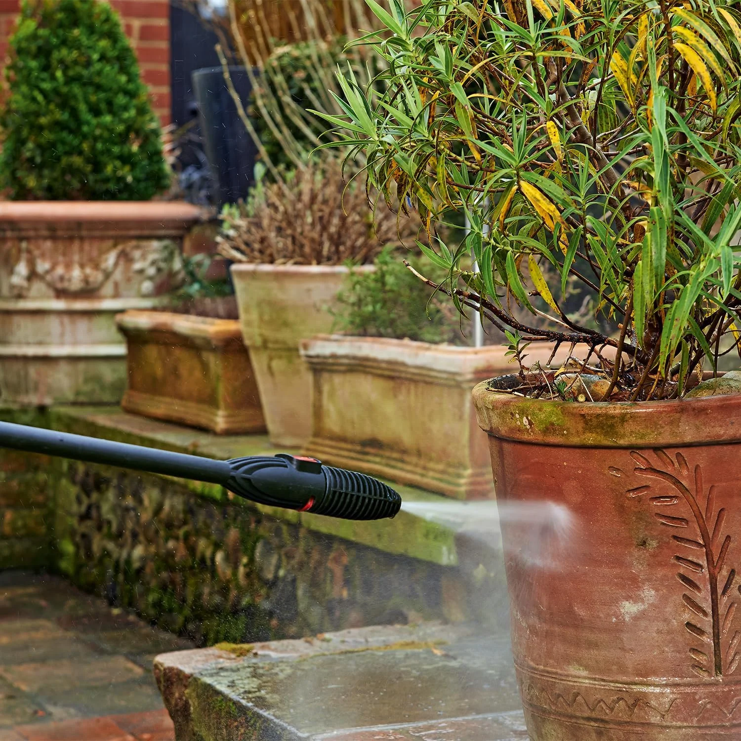 نازل چرخشی کارواش بوش (فشار 140 بار) - مناسب برای UniversalAquatak 125، 130 و 140، AdvancedAquatak نازل چرخشی کارواش بوش (فشار 140 بار) - مناسب برای UniversalAquatak 125، 130 و 140، AdvancedAquatak