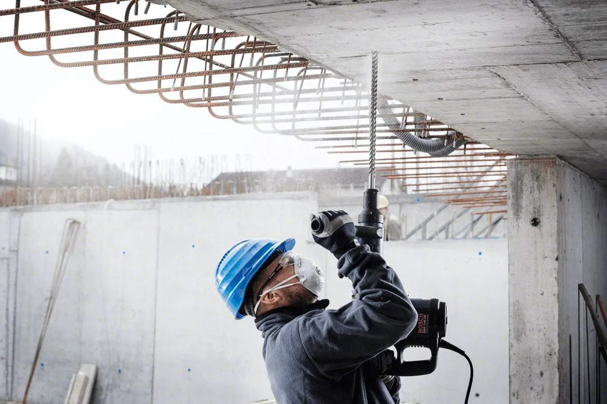 مته چکش SDS max-8X بوش پروفشنال 2608578651 مناسب برای دریلهای چکشی، قطر 30 میلیمتر، طول کارگیر 400 میلیمتر مته چکش SDS max-8X بوش پروفشنال 2608578651 مناسب برای دریلهای چکشی، قطر 30 میلیمتر، طول کارگیر 400 میلیمتر