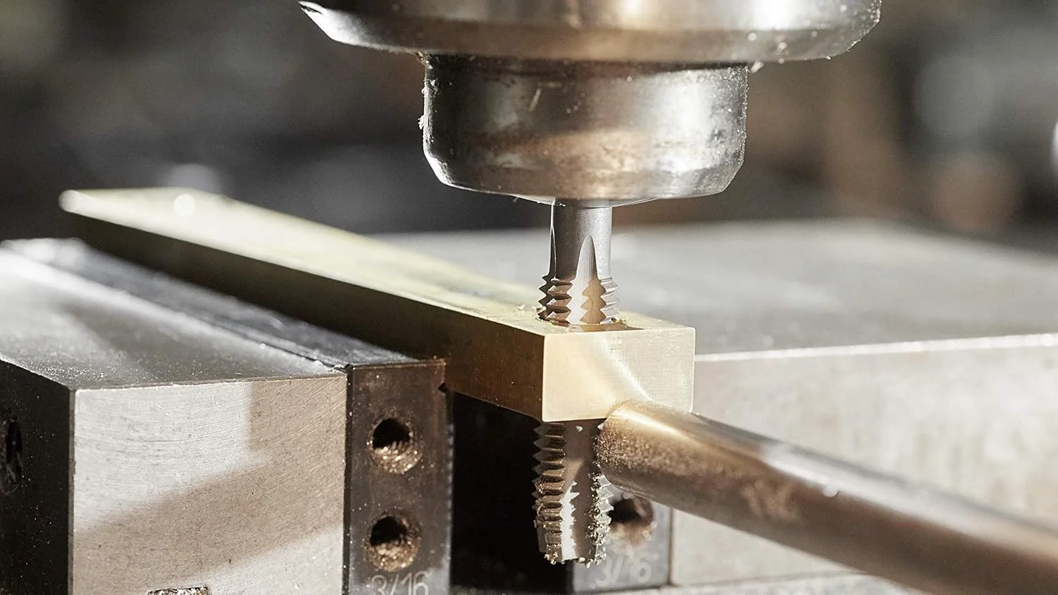 مجموعه قلاویز و مته سایز 4-40 BOSCH BDT440 مجموعه قلاویز و مته سایز 4-40 BOSCH BDT440