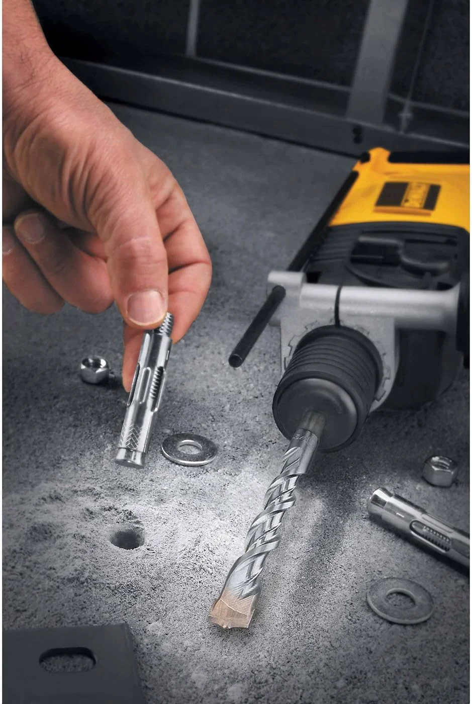 مته چکش SDS+ دِوالت، کاربید راک، 1/2 اینچ در 4 اینچ در 6 اینچ (DW5437)