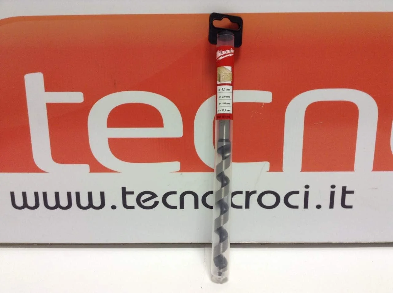 مته چوب بر میلواکی سایز 16 میلی متر در 230 میلی متر (تکی) مته چوب بر میلواکی سایز 16 میلی متر در 230 میلی متر (تکی)
