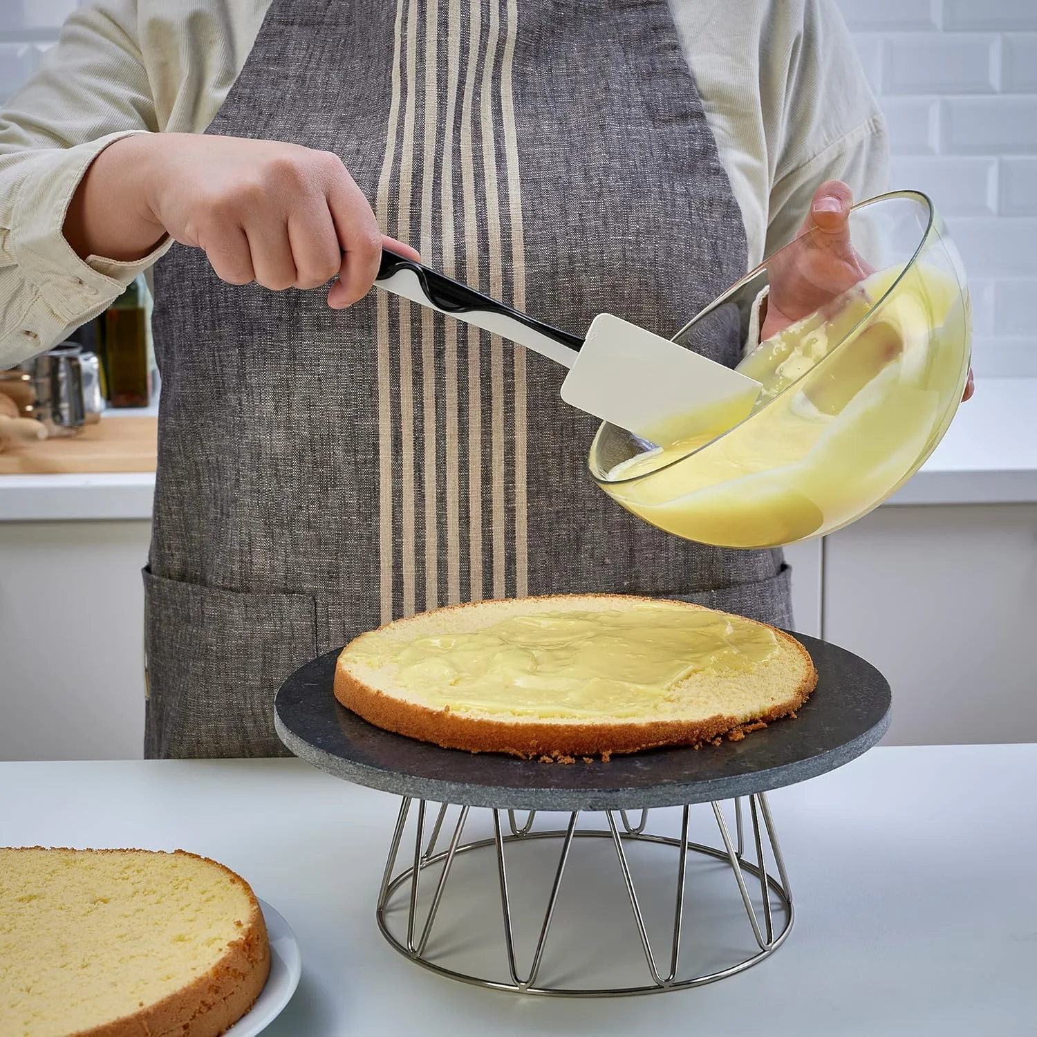 کفگیر لاستیکی ایکیا مدل GUBBRÖRA، مشکی/سفید کفگیر لاستیکی ایکیا مدل GUBBRÖRA، مشکی/سفید