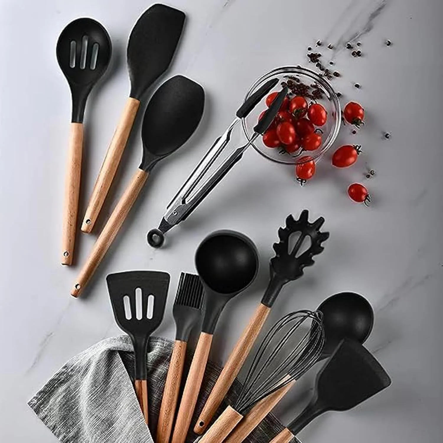 ست 11 تکه لوازم آشپزی سیلیکونی آشپزخانه، ابزار آشپزی نچسب با دسته های چوبی، مقاوم در برابر حرارت بالا (مشکی) ست 11 تکه لوازم آشپزی سیلیکونی آشپزخانه، ابزار آشپزی نچسب با دسته های چوبی، مقاوم در برابر حرارت بالا (مشکی)