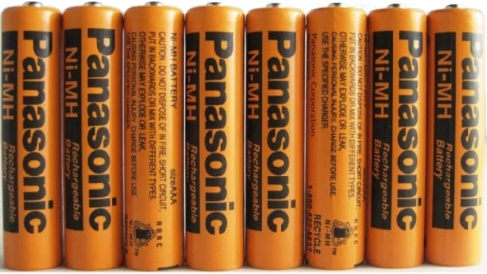 بسته 8 عددی باتری قابل شارژ نیممتال هیدرید AAA پاناسونیک برای تلفنهای بیسیم، نارنجی بسته 8 عددی باتری قابل شارژ نیممتال هیدرید AAA پاناسونیک برای تلفنهای بیسیم، نارنجی