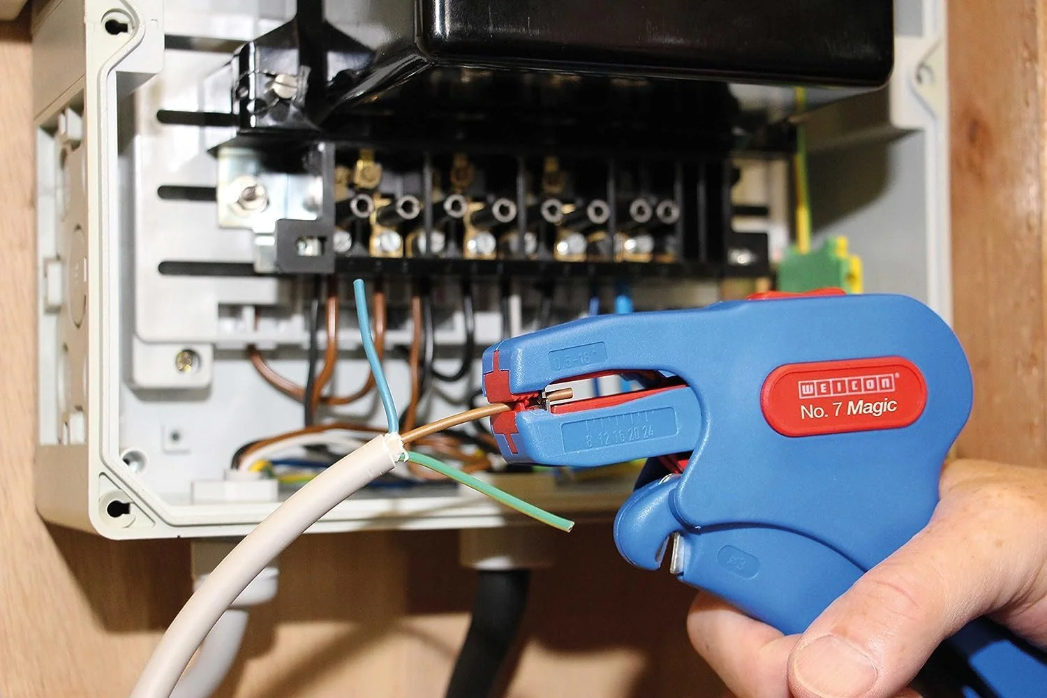 سیم لخت کن وایکان مدل شماره 7 مجیک | ابزار لخت کن یونیورسال از 0.5 میلی متر مربع تا 16.0 میلی متر مربع | ابزار لخت کردن برای بسیاری از انواع کابل سیم لخت کن وایکان مدل شماره 7 مجیک | ابزار لخت کن یونیورسال از 0.5 میلی متر مربع تا 16.0 میلی متر مربع | ابزار لخت کردن برای بسیاری از انواع کابل