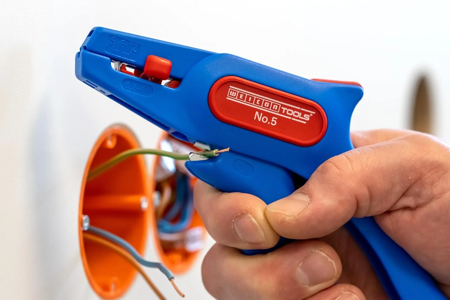 مجموعه ابزار نصب الکتریکی وایکان شماره 4 به همراه سیم لخت کن و کابل لخت کن گرد مجموعه ابزار نصب الکتریکی وایکان شماره 4 به همراه سیم لخت کن و کابل لخت کن گرد