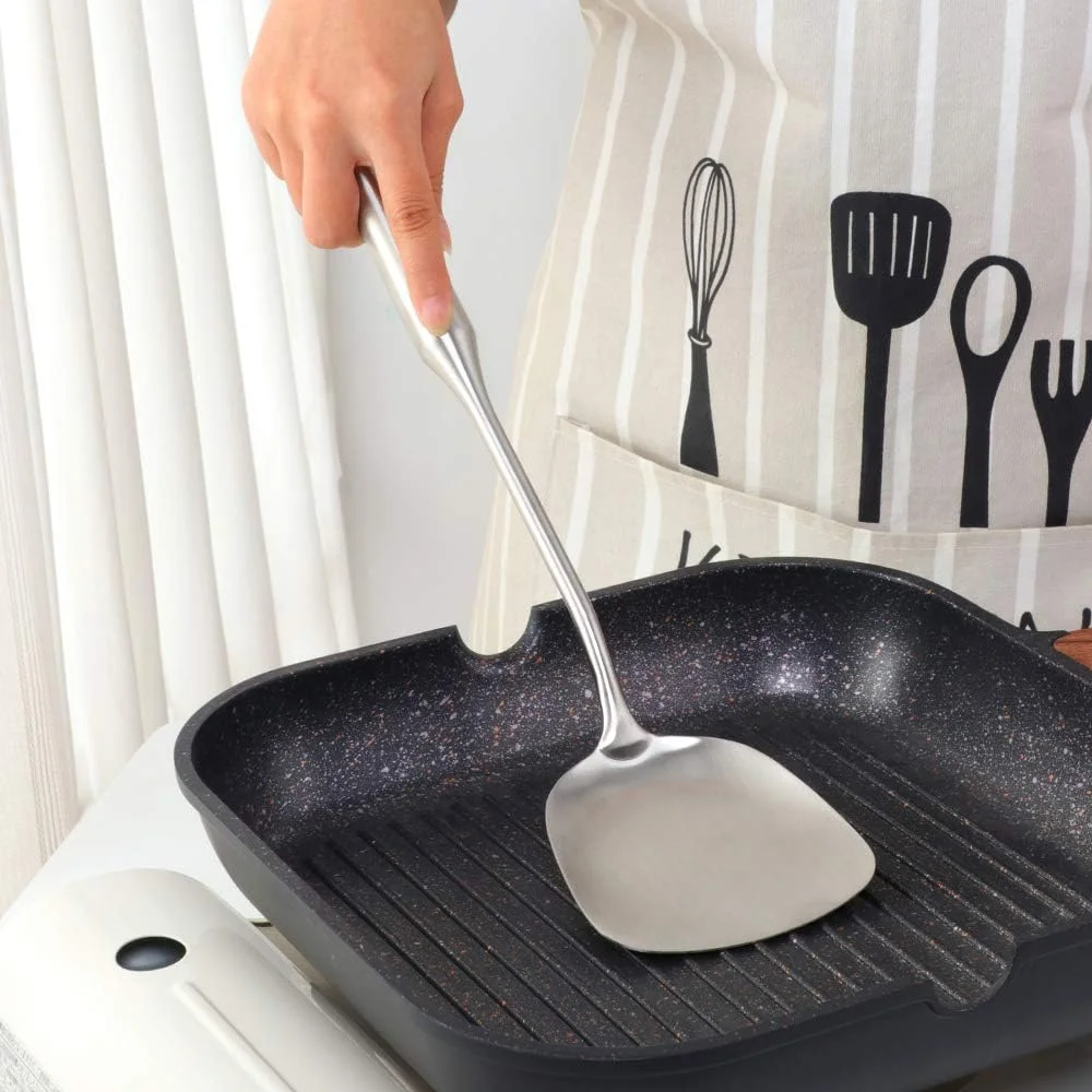 کفگیر ووک SBOMHS استیل ضد زنگ 18/8، کفگیر تخت ووک دسته بلند 37.5 سانتی متر (14.8 اینچ)، قاشق ووک نقره ای، 1 عدد