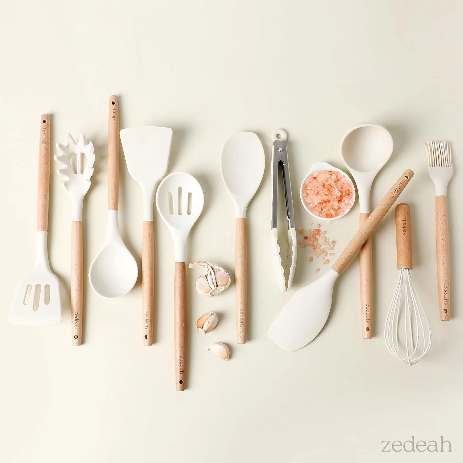 ست 11 تکه لوازم آشپزخانه سیلیکونی ZEDEAH شامل کفگیر، انبر، همزن، برگردان و ملاقه - مقاوم در برابر حرارت، ابزار پخت و پز بدون خراش با دسته های چوبی، قابل شستشو در ماشین ظرفشویی، بدون BPA (بژ)