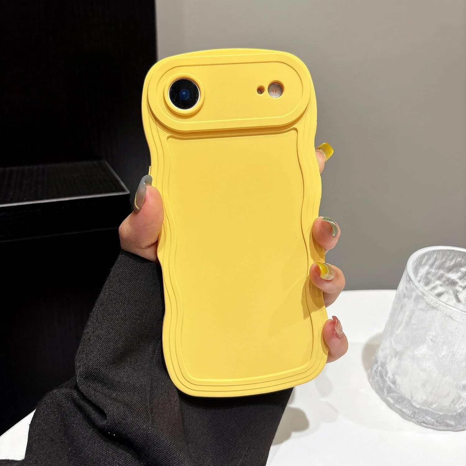 قاب موجی UEEBAI برای آیفون ایر، قاب محافظ باریک و ضد ضربه گوشی با طرح موجی زیبا، پوشش TPU ضد خش - زرد قاب موجی UEEBAI برای آیفون ایر، قاب محافظ باریک و ضد ضربه گوشی با طرح موجی زیبا، پوشش TPU ضد خش - زرد