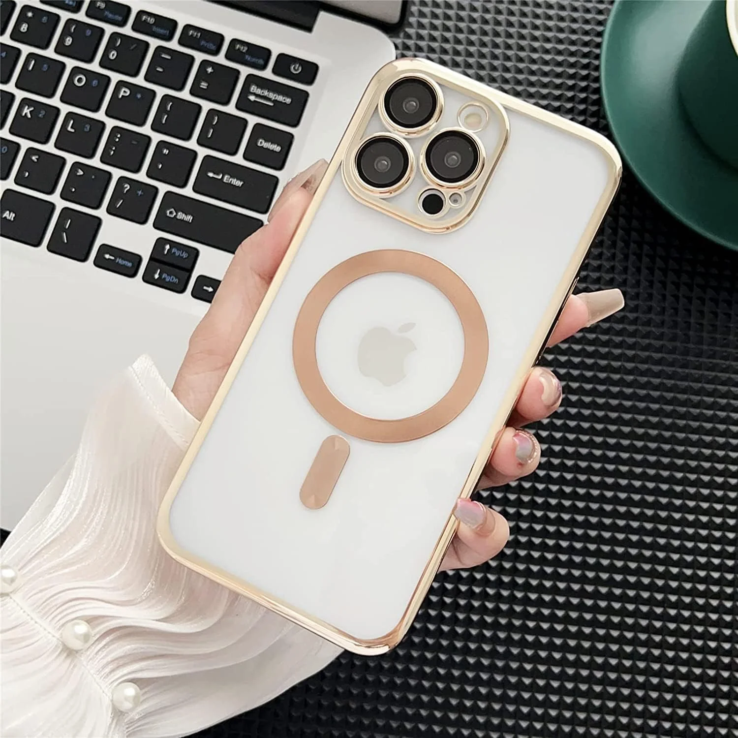 قاب گوشی نرم برای اپل آیفون 15 پلاس - سازگار با شارژر مگ-سیف و وایرلس، ضد ضربه، کلاسیک، باریک و هیبریدی برای اپل آیفون 15 پلاس، طلایی YIX قاب گوشی نرم برای اپل آیفون 15 پلاس - سازگار با شارژر مگ-سیف و وایرلس، ضد ضربه، کلاسیک، باریک و هیبریدی برای اپل آیفون 15 پلاس، طلایی YIX