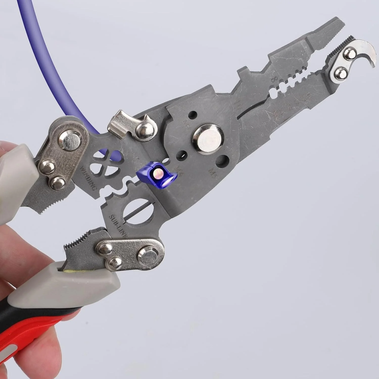 ابزار سیم لخت کن تاشو 18 در 1 KASTWAVE - انبر چند منظوره حرفه ای (سیم لخت کن، برش، پرس) | طراحی تاشو، جمع و جور و قابل حمل | ایده آل برای برقکاران، تعمیرات منزل ابزار سیم لخت کن تاشو 18 در 1 KASTWAVE - انبر چند منظوره حرفه ای (سیم لخت کن، برش، پرس) | طراحی تاشو، جمع و جور و قابل حمل | ایده آل برای برقکاران، تعمیرات منزل