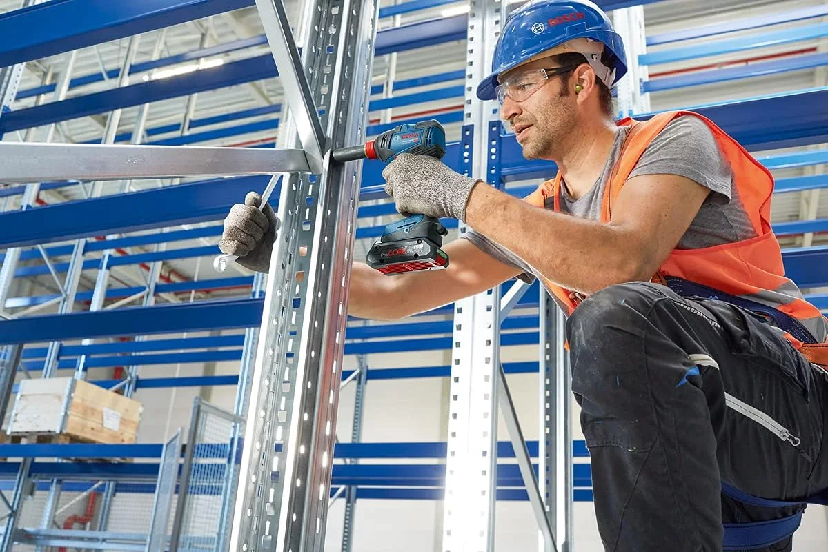 دریل پیچ گوشتی ضربه ای شارژی بوش Professional 18V System GDX 18V-200 (حداکثر گشتاور 200 نیوتن متر، شامل 2 عدد باتری قابل شارژ 5.0 آمپر ساعت GBA 18 V، شارژر سریع GAL 18V-40، در جعبه L) دریل پیچ گوشتی ضربه ای شارژی بوش Professional 18V System GDX 18V-200 (حداکثر گشتاور 200 نیوتن متر، شامل 2 عدد باتری قابل شارژ 5.0 آمپر ساعت GBA 18 V، شارژر سریع GAL 18V-40، در جعبه L)