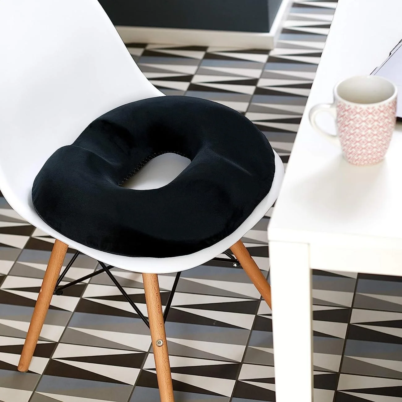 بالشتک صندلی فوم حافظهدار SKY-TOUCH، بالش دوناتی برای تسکین درد پروستات، بارداری، درد دنبالچه، جراحی، سیاتیک، بالشتک صندلی اداری خانگی خودرو مشکی بالشتک صندلی فوم حافظهدار SKY-TOUCH، بالش دوناتی برای تسکین درد پروستات، بارداری، درد دنبالچه، جراحی، سیاتیک، بالشتک صندلی اداری خانگی خودرو مشکی