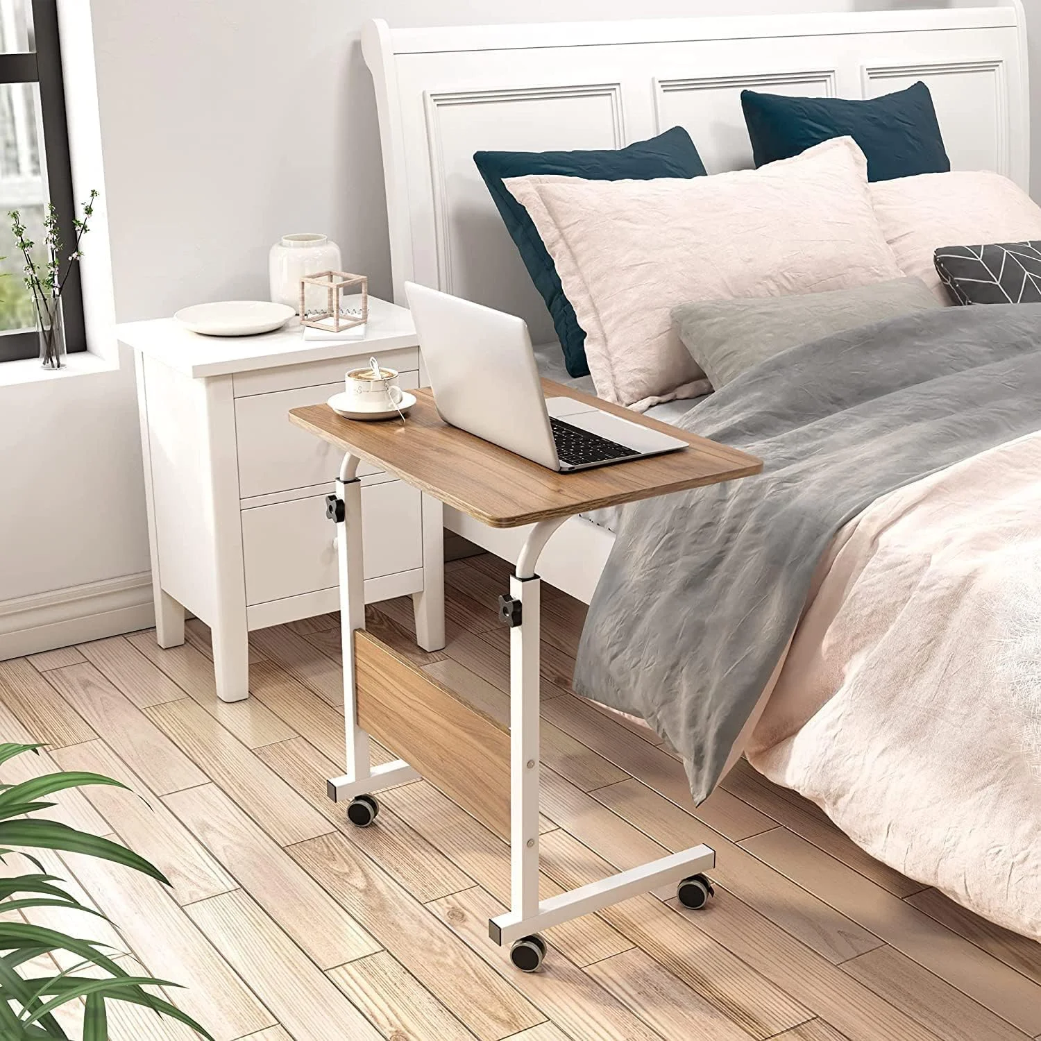 میز لپتاپ کنار تختی SKY-TOUCH با ارتفاع قابل تنظیم، میز لپتاپ ایستاده با رویه چوبی و چرخدار، سینی چرخدار کنار تخت و مبل، میز قهوه و شام کامپیوتر (مشکی 60*40 سانتیمتر) میز لپتاپ کنار تختی SKY-TOUCH با ارتفاع قابل تنظیم، میز لپتاپ ایستاده با رویه چوبی و چرخدار، سینی چرخدار کنار تخت و مبل، میز قهوه و شام کامپیوتر (مشکی 60*40 سانتیمتر)