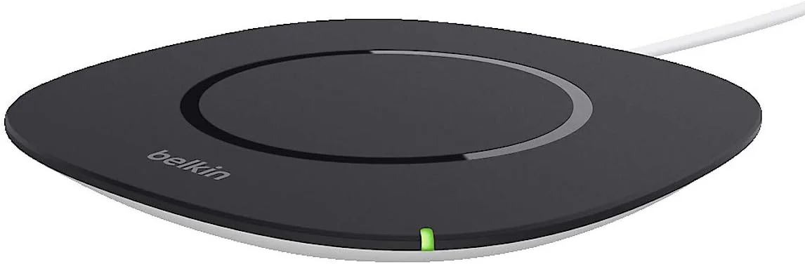 پد شارژ بی‌سیم Qi بلکین، سازگار با آیفون 8/8 پلاس و آیفون X - مشکی، F8M747Bt