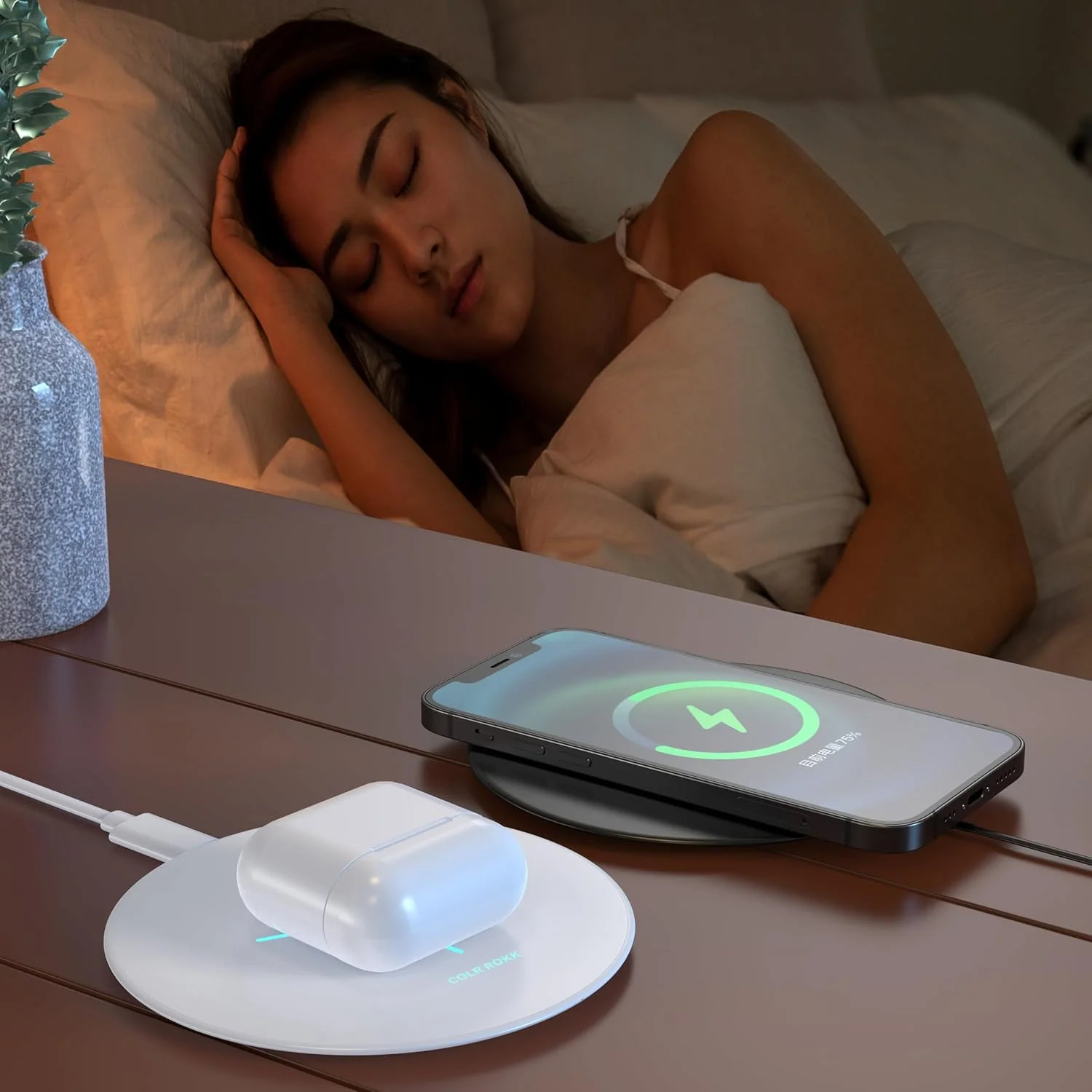 پد شارژر بی‌سیم رنگی Rokk، شارژ سریع بی‌سیم 15 واتی Qi-Certified برای آیفون 13/13 پرو/13 مینی/13 پرو مکس/12/SE 2020/11، سامسونگ گلکسی S21/S20/Note 10/S10، ایرپادز پرو (بدون آداپتور AC)