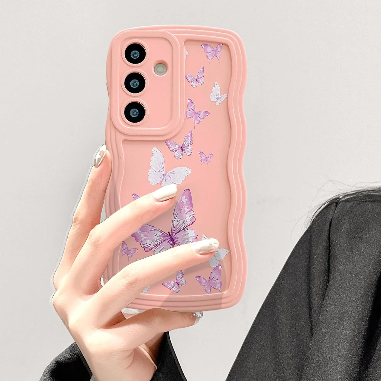 قاب گوشی یوبای مناسب برای گوشی سامسونگ گلکسی A56 5G، قاب سیلیکونی مایع با طرح موج دار فرفری، کاور گوشی با طرح پروانه، کاور ضربه گیر TPU برای دختران و زنان، صورتی قاب گوشی یوبای مناسب برای گوشی سامسونگ گلکسی A56 5G، قاب سیلیکونی مایع با طرح موج دار فرفری، کاور گوشی با طرح پروانه، کاور ضربه گیر TPU برای دختران و زنان، صورتی