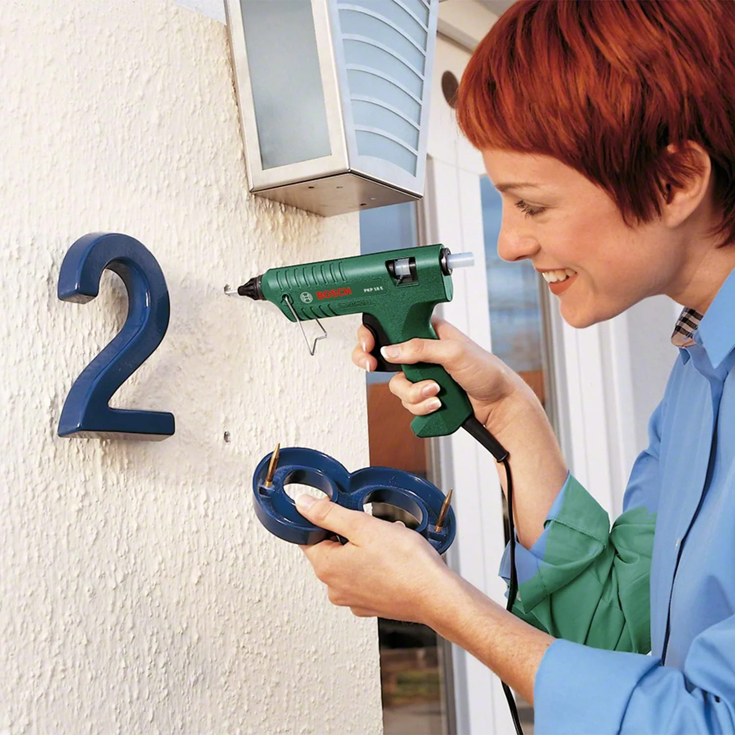 تفنگ چسب حرارتی بوش مدل PKP 18E، مناسب برای مقوا، شیشه، کاشی، چوب، سنگ، پارچه، چوب پنبه، پلاستیک | مدل: 0603264542