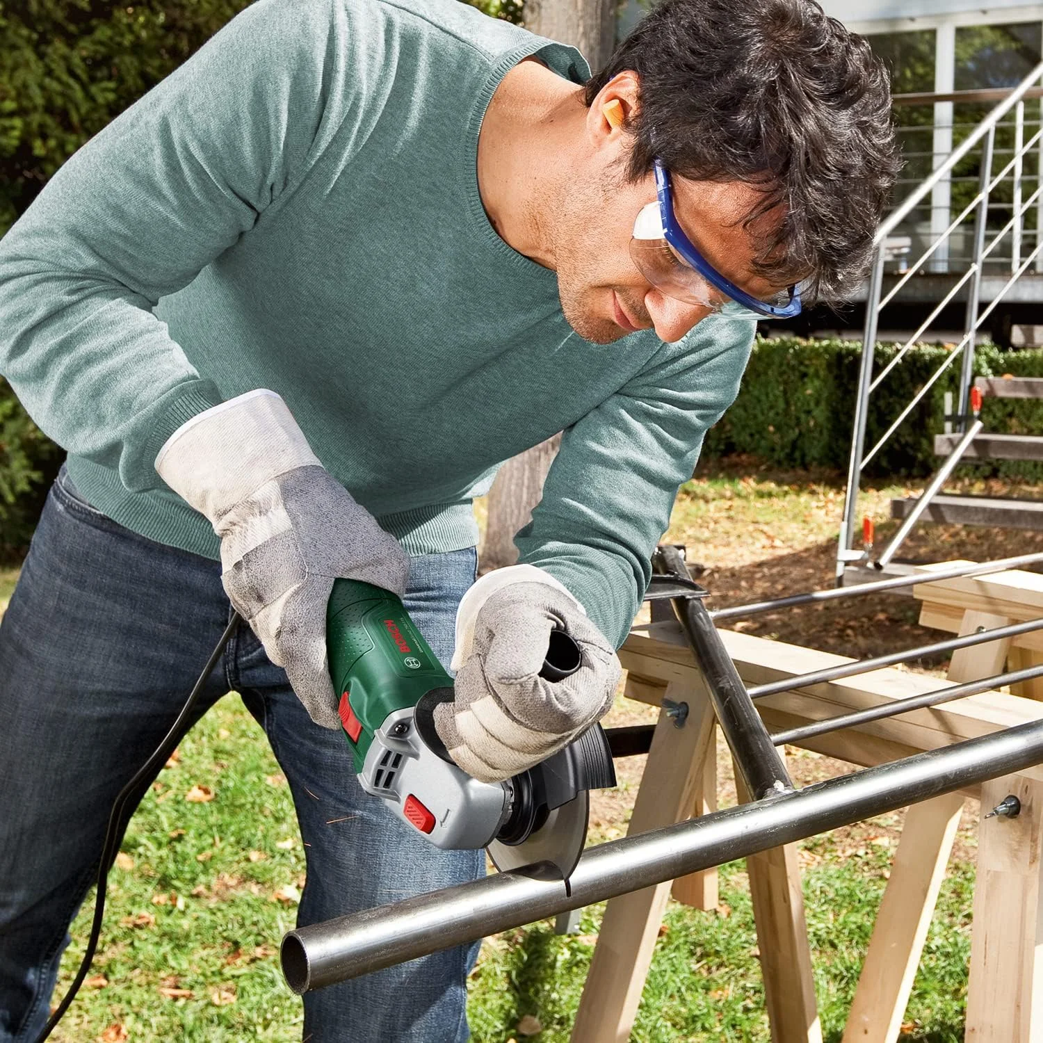 دستگاه فرز سنگبری کوچک بوش UniversalGrind 750-115 (750 وات; 3 عدد صفحه برش مستقیم; برای سنگ زنی، برش، برس زدن و سنباده زنی; بسته بندی کارتنی) دستگاه فرز سنگبری کوچک بوش UniversalGrind 750-115 (750 وات; 3 عدد صفحه برش مستقیم; برای سنگ زنی، برش، برس زدن و سنباده زنی; بسته بندی کارتنی)